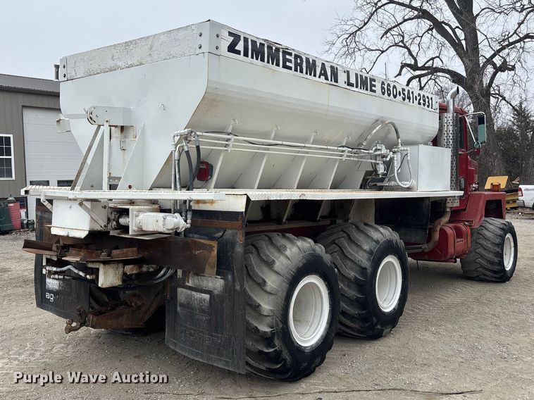 image for item EA4502 1988 International F-5000 spreader truck