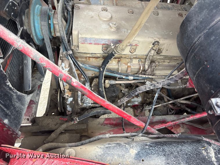 image for item EA4502 1988 International F-5000 spreader truck