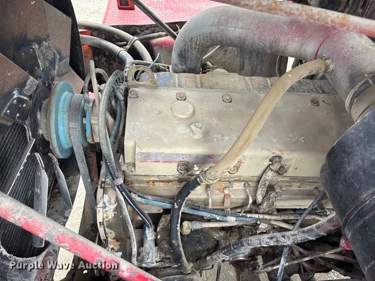 image for item EA4502 1988 International F-5000 spreader truck