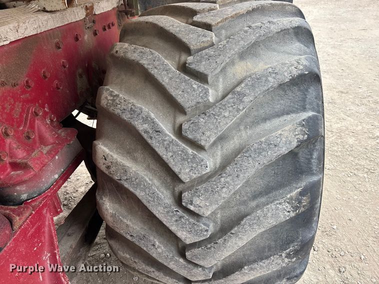 image for item EA4502 1988 International F-5000 spreader truck