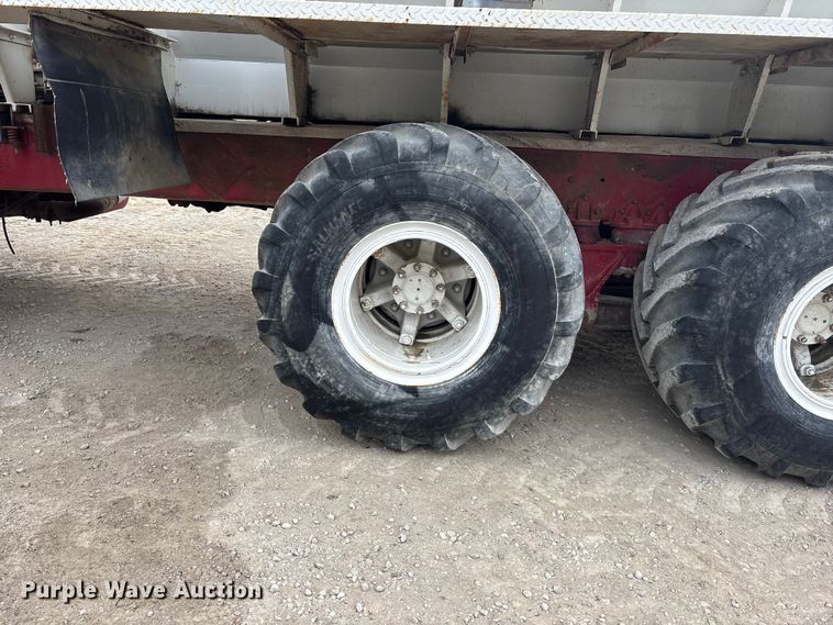 image for item EA4502 1988 International F-5000 spreader truck