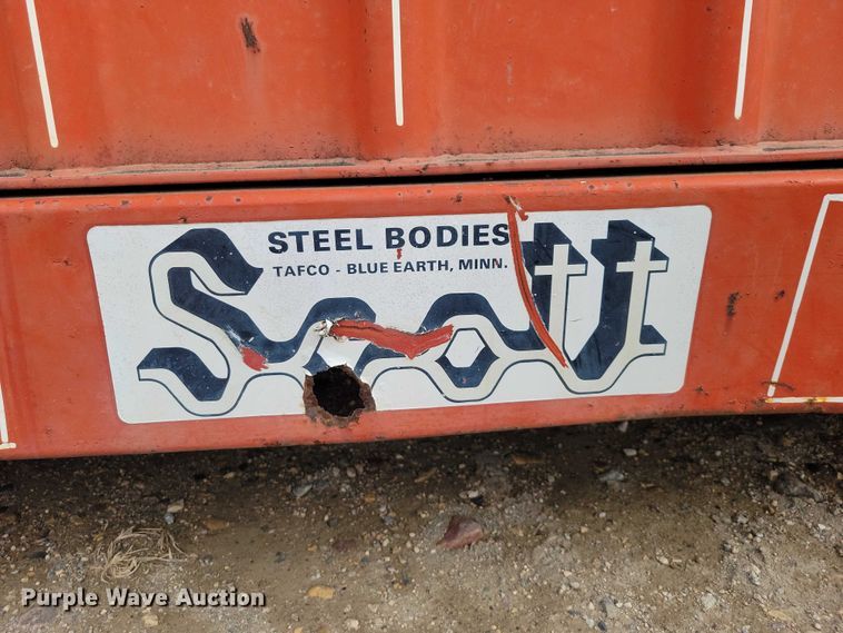 image for item EE0894 Scott Tafco grain bed