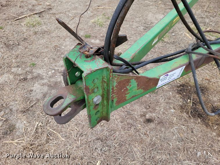 image for item EE0900 1993 John Deere 960 field cultivator