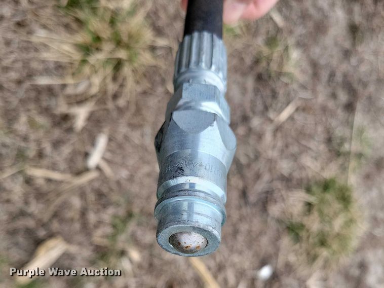 image for item EE0900 1993 John Deere 960 field cultivator