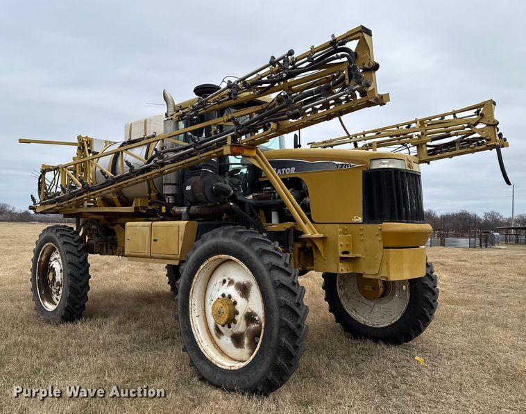 image for item EE3444 2004 RoGator 1264 sprayer