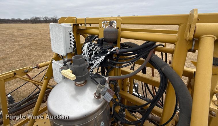 image for item EE3444 2004 RoGator 1264 sprayer