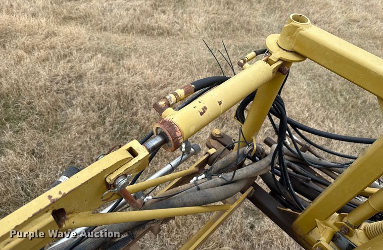 image for item EE3444 2004 RoGator 1264 sprayer