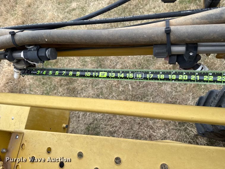 image for item EE3444 2004 RoGator 1264 sprayer