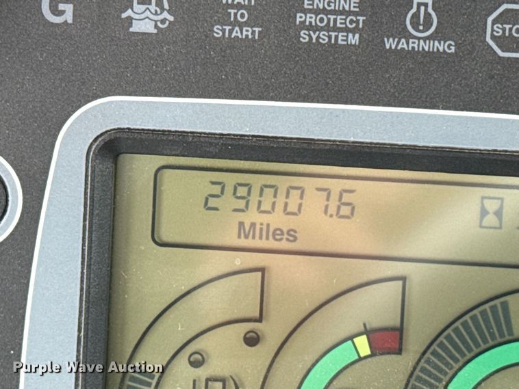 image for item EE3444 2004 RoGator 1264 sprayer