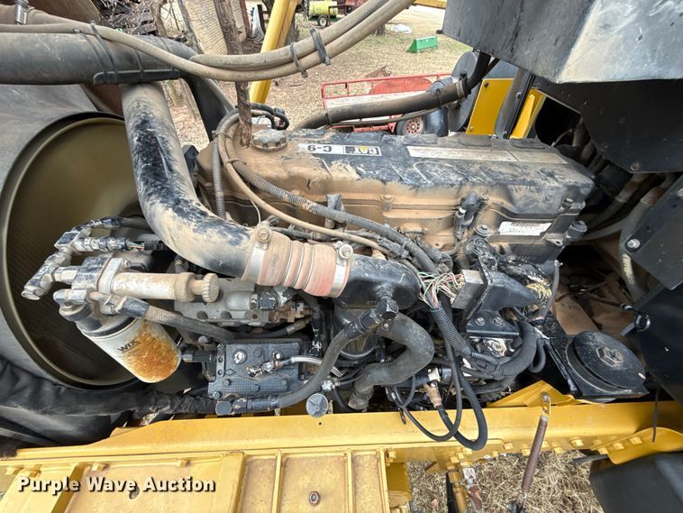 image for item EE3444 2004 RoGator 1264 sprayer