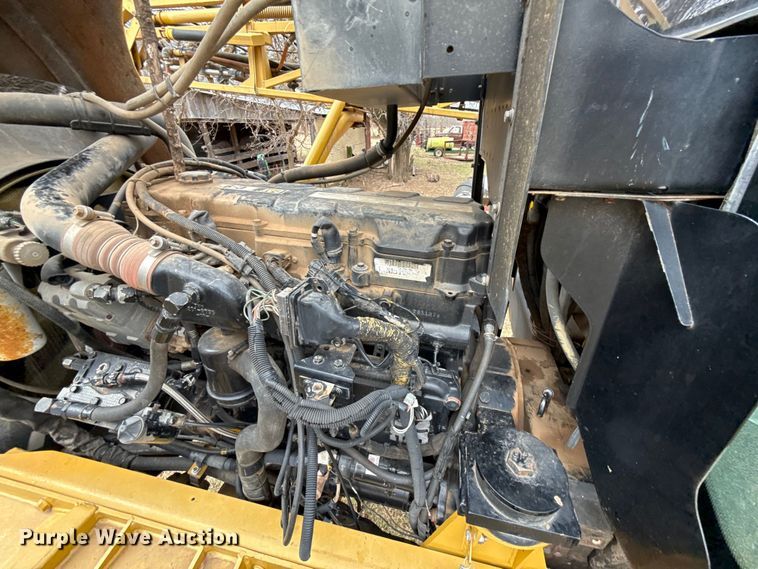 image for item EE3444 2004 RoGator 1264 sprayer