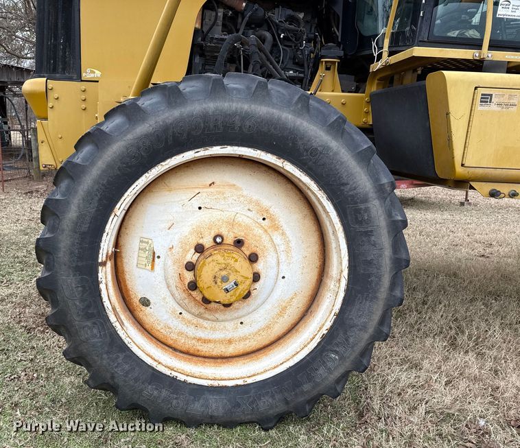 image for item EE3444 2004 RoGator 1264 sprayer