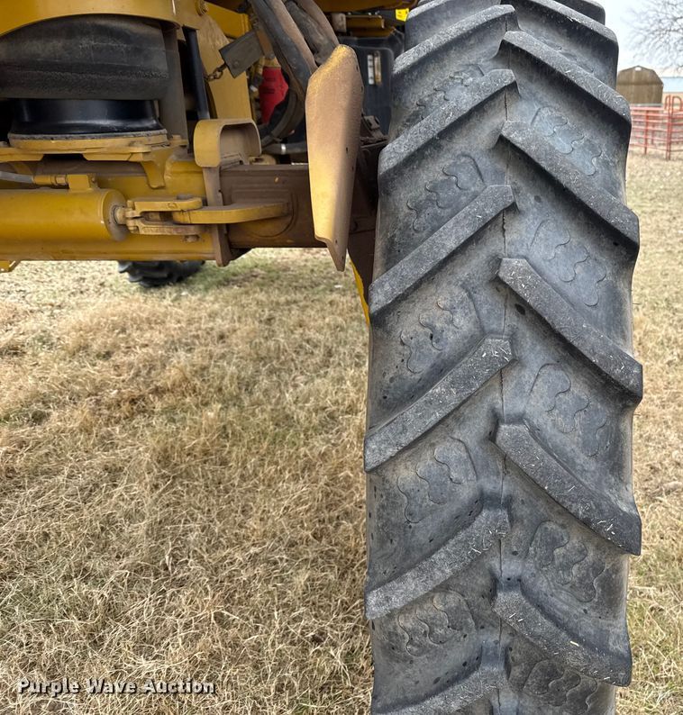 image for item EE3444 2004 RoGator 1264 sprayer