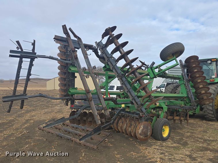 image for item EL7493 John Deere 630 tandem disk