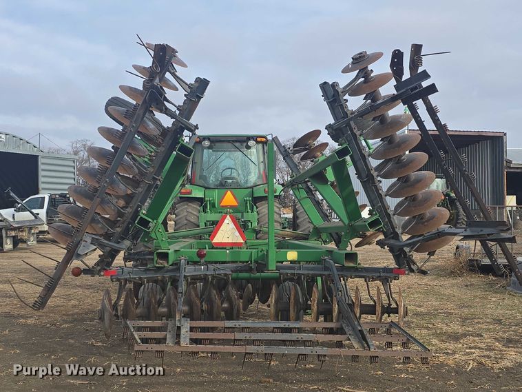 image for item EL7493 John Deere 630 tandem disk