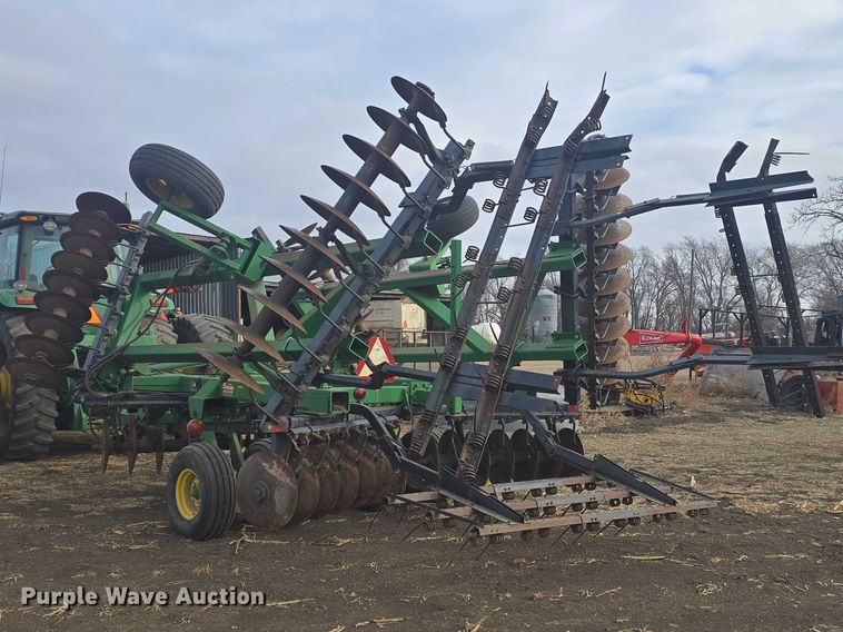 image for item EL7493 John Deere 630 tandem disk