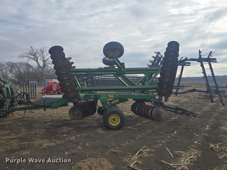 image for item EL7493 John Deere 630 tandem disk