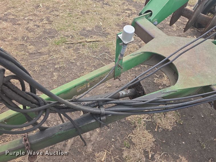 image for item EL7493 John Deere 630 tandem disk