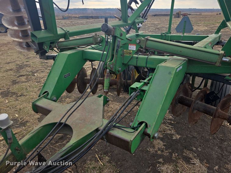 image for item EL7493 John Deere 630 tandem disk