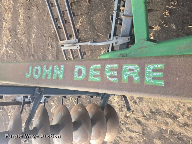image for item EL7493 John Deere 630 tandem disk