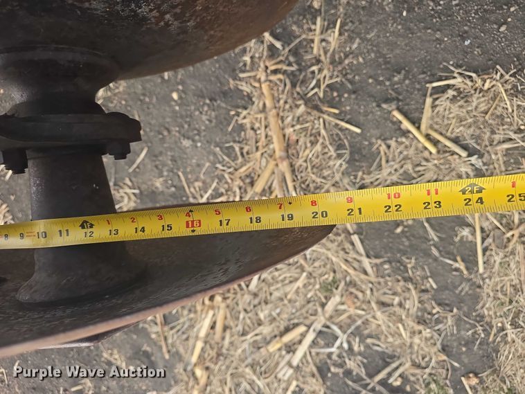 image for item EL7493 John Deere 630 tandem disk