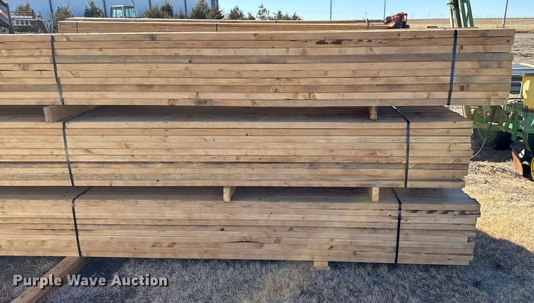 image for item EP2823 (300) pieces of lumber