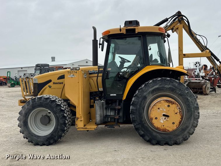 image for item ER0458 2012 Challenger MT475B MFWD tractor