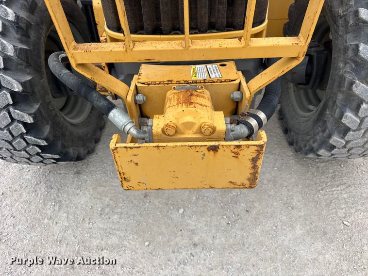 image for item ER0458 2012 Challenger MT475B MFWD tractor