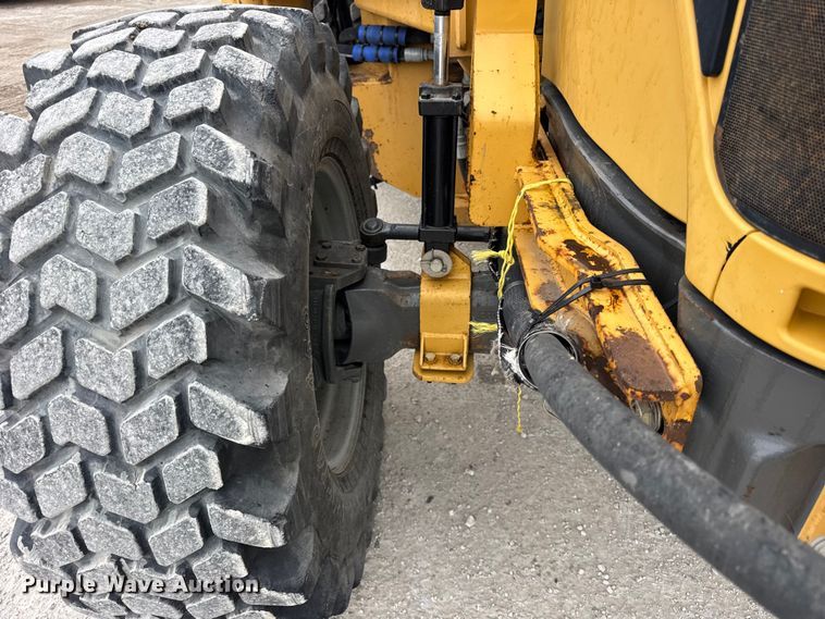 image for item ER0458 2012 Challenger MT475B MFWD tractor