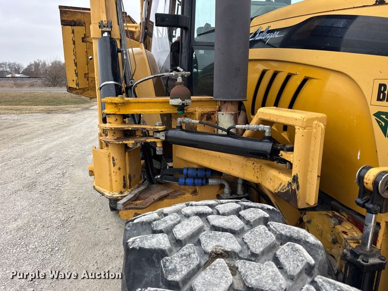 image for item ER0458 2012 Challenger MT475B MFWD tractor