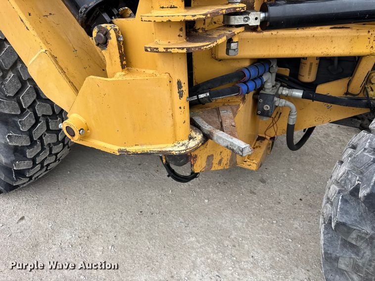 image for item ER0458 2012 Challenger MT475B MFWD tractor