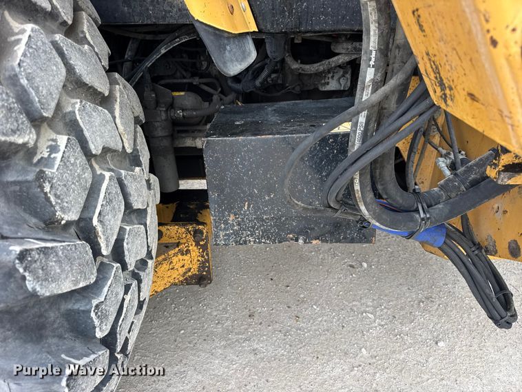 image for item ER0458 2012 Challenger MT475B MFWD tractor