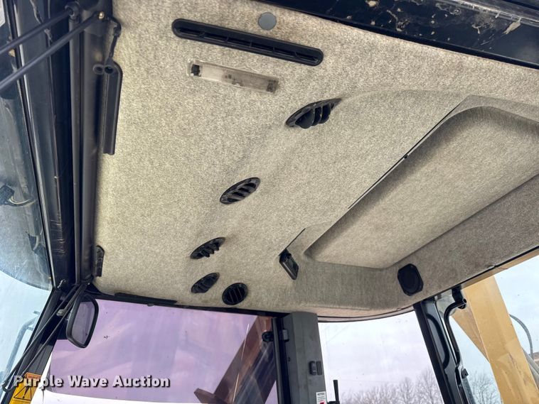 image for item ER0458 2012 Challenger MT475B MFWD tractor