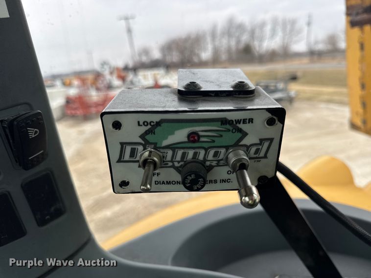 image for item ER0458 2012 Challenger MT475B MFWD tractor