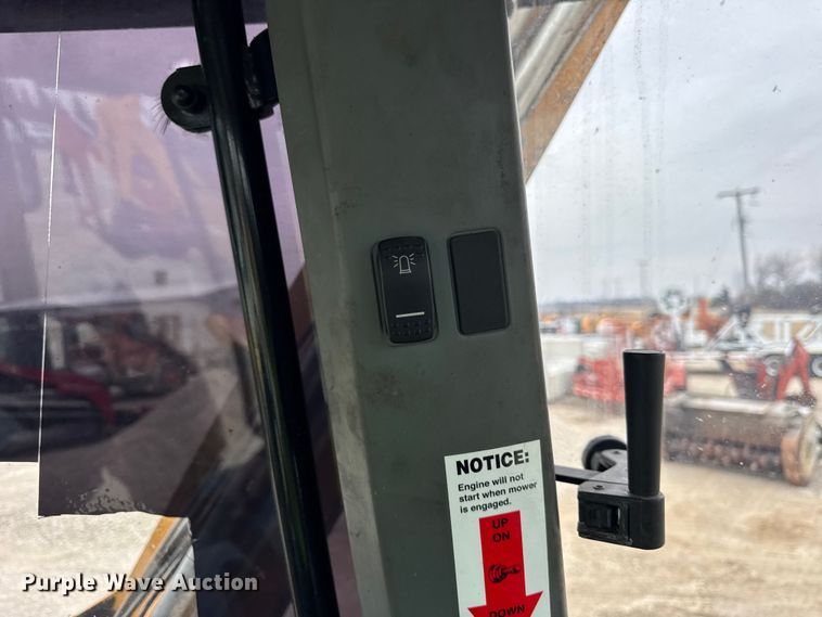 image for item ER0458 2012 Challenger MT475B MFWD tractor