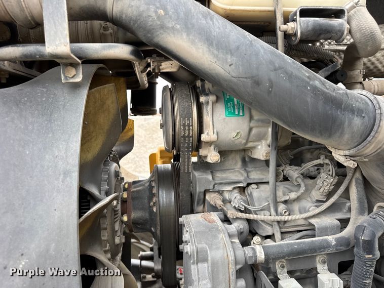 image for item ER0458 2012 Challenger MT475B MFWD tractor