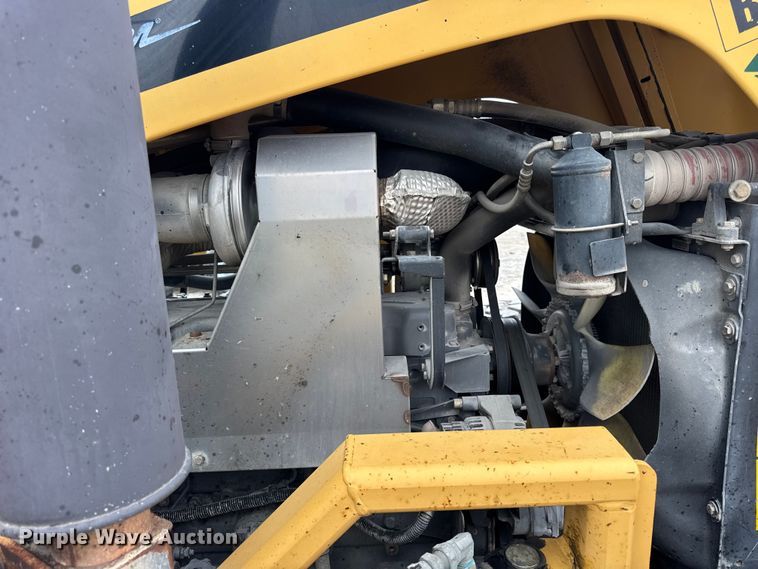 image for item ER0458 2012 Challenger MT475B MFWD tractor