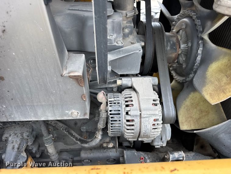 image for item ER0458 2012 Challenger MT475B MFWD tractor