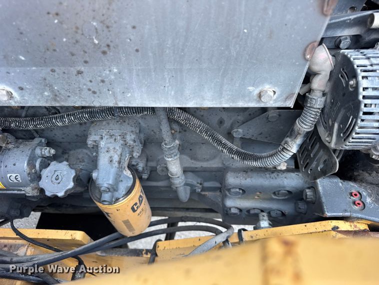 image for item ER0458 2012 Challenger MT475B MFWD tractor