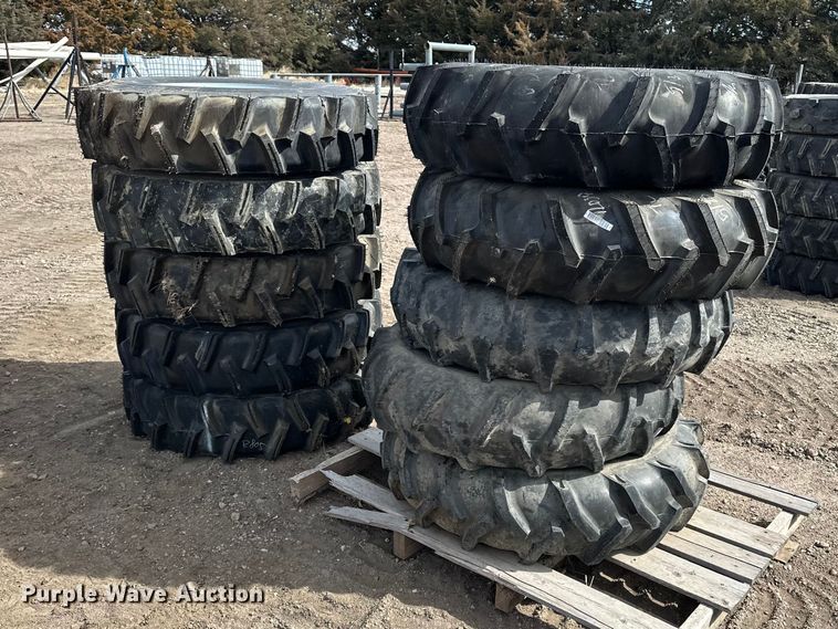 image for item ES1029 (10) pivot tires and wheels