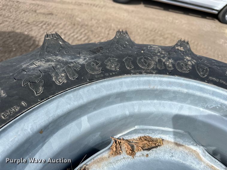 image for item ES1029 (10) pivot tires and wheels