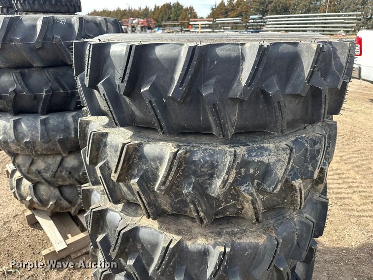 image for item ES1029 (10) pivot tires and wheels