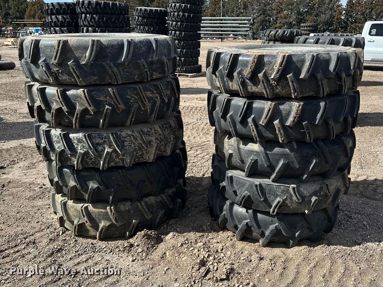 image for item ES1031 (10) 11R22.5 pivot tires and wheels