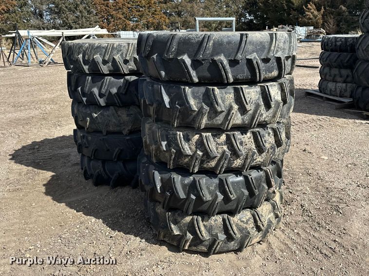 image for item ES1031 (10) 11R22.5 pivot tires and wheels