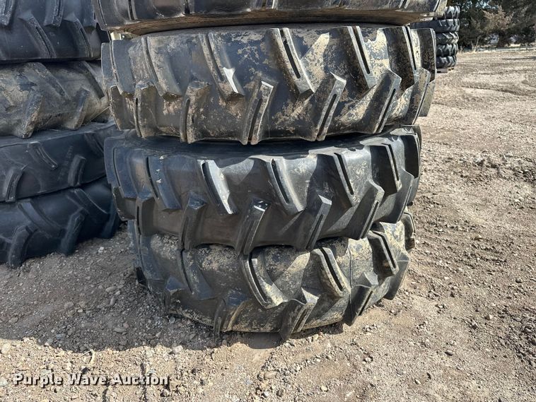 image for item ES1031 (10) 11R22.5 pivot tires and wheels
