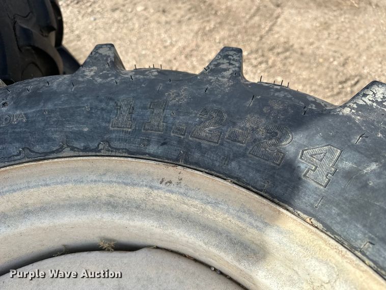 image for item ES1032 (9) pivot tires and wheels