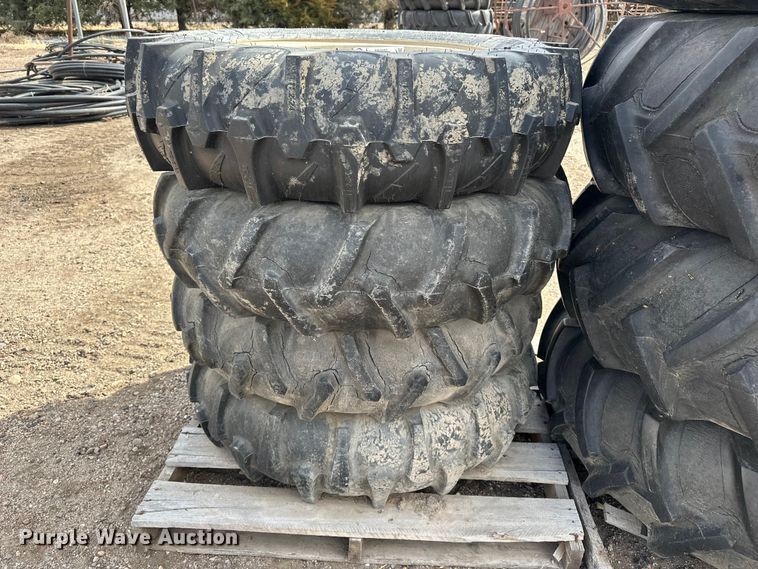 image for item ES1032 (9) pivot tires and wheels