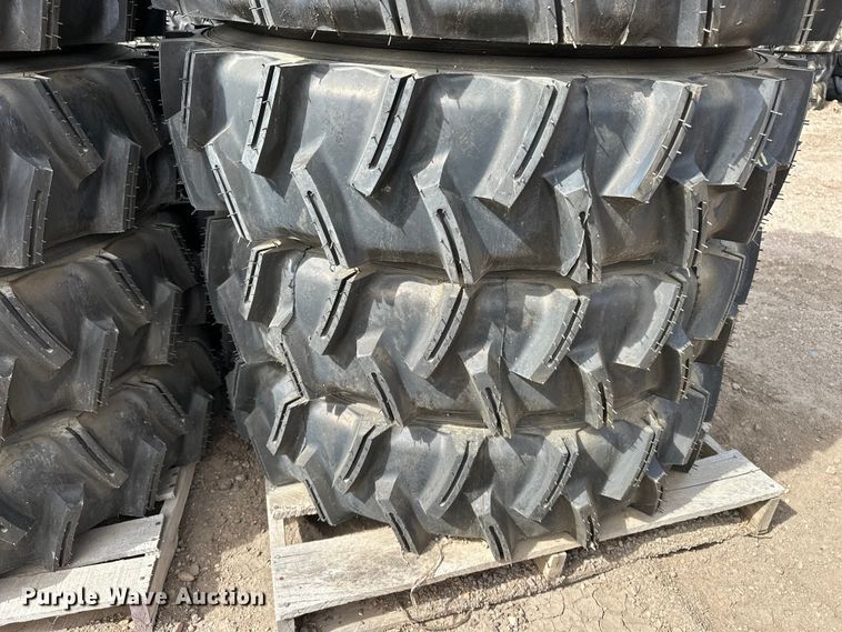 image for item ES1034 (14) 11R24.5 pivot tires and wheels