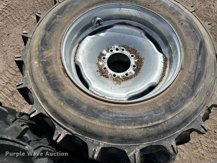 image for item ES1038 (14) 11R24.5 pivot tires and wheels