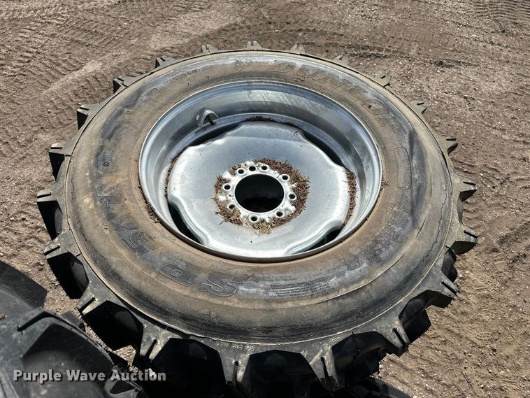 image for item ES1038 (14) 11R24.5 pivot tires and wheels